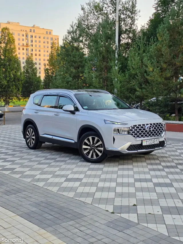 Hyundai Santa Fe 2021 · 2.5 AT