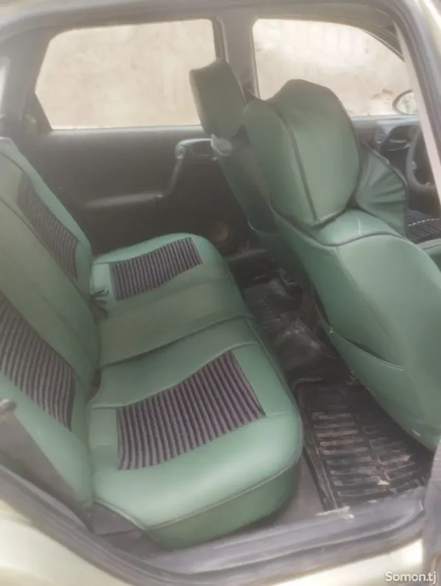 Opel Vectra B 1996 · 1.8 MT