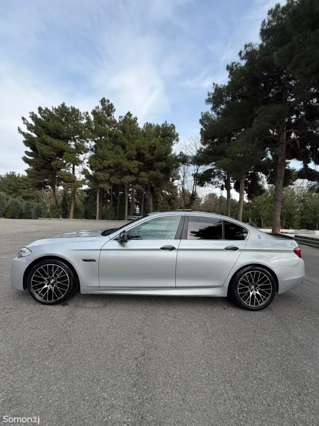 BMW 5 series 2011 · 2.0 AT