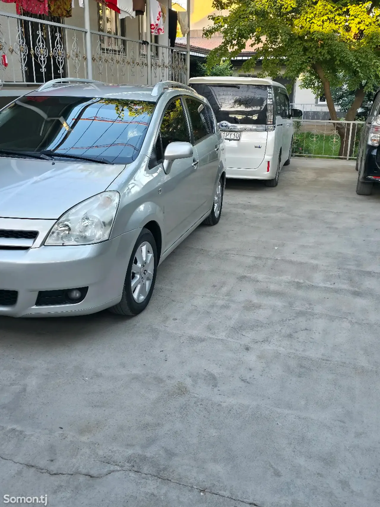 Toyota Verso 2006 · 1.8 MT