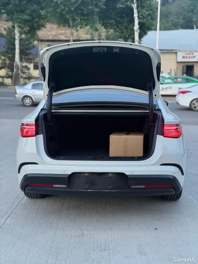 BYD Song Plus 2026 · AT