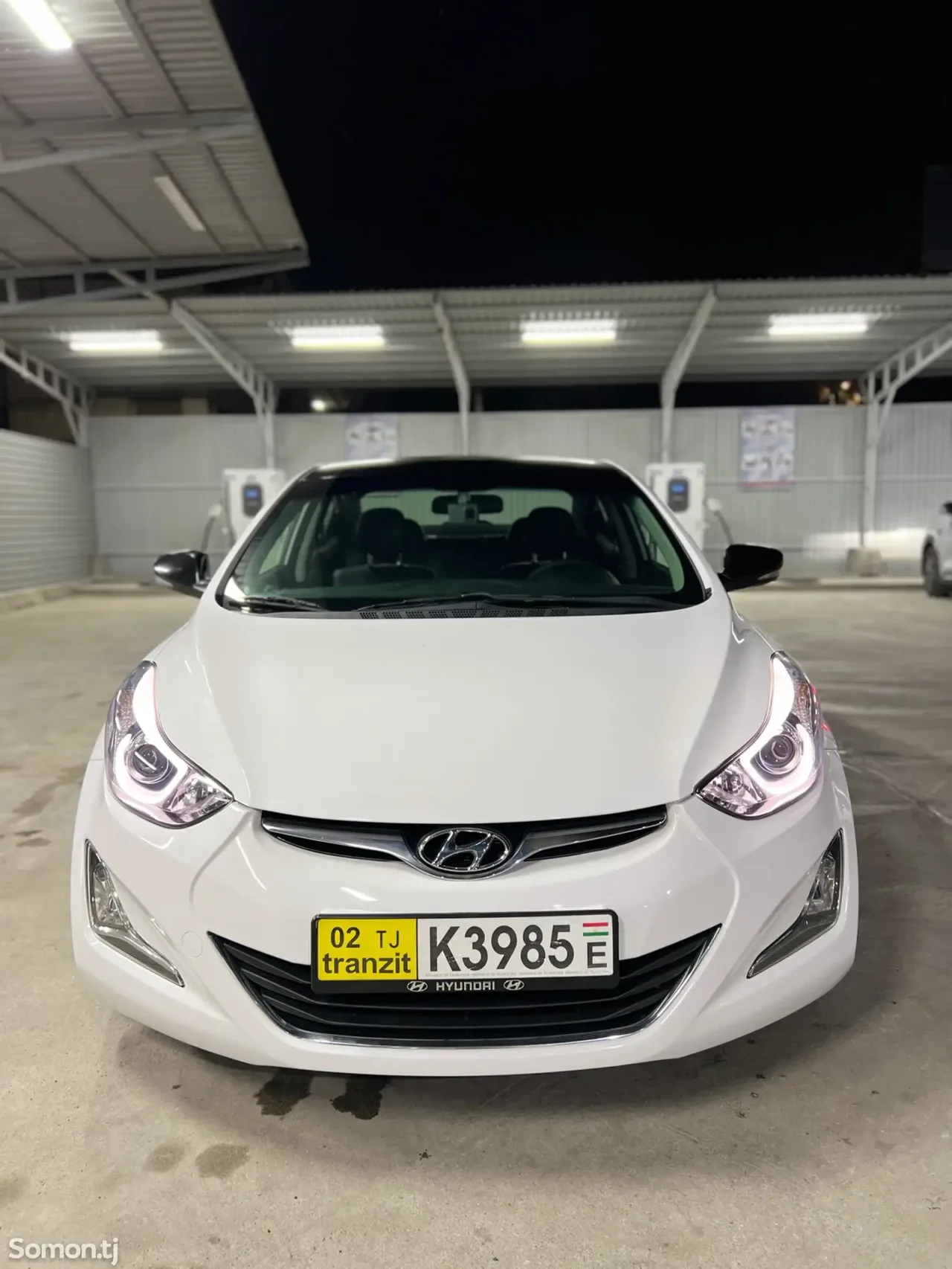 Hyundai Avante 2014 · 1.6 AT
