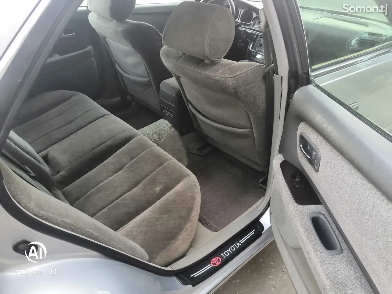 Toyota Mark II 1998 · 2.5 AT