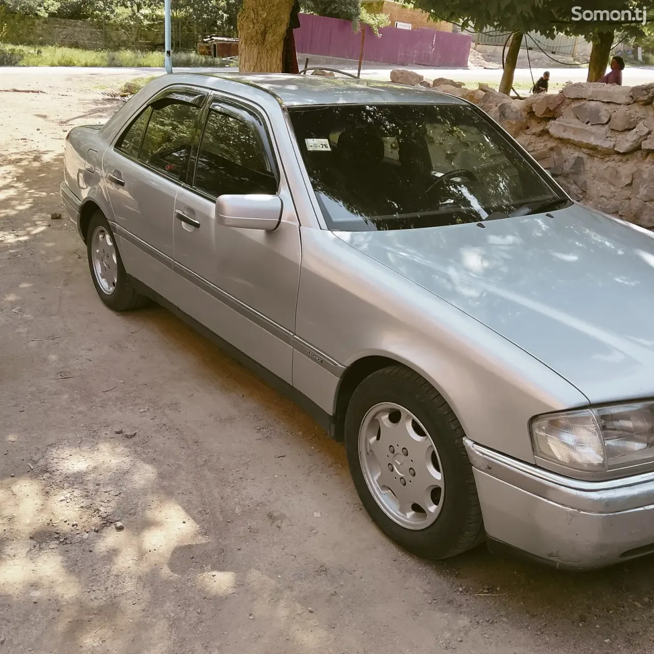 Mercedes-Benz CE class 1994 · 1.6 MT