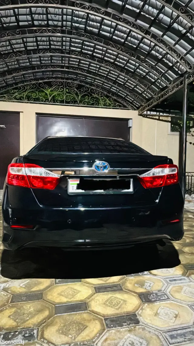 Toyota Camry 2014 · 2.5 AT