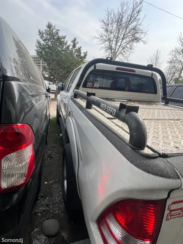Foton Tunland S 2015 · 2.8 MT