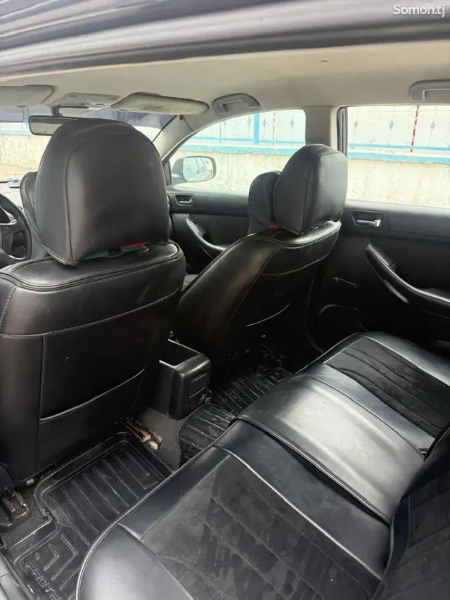 Toyota Avensis 2007 · 2.0 MT