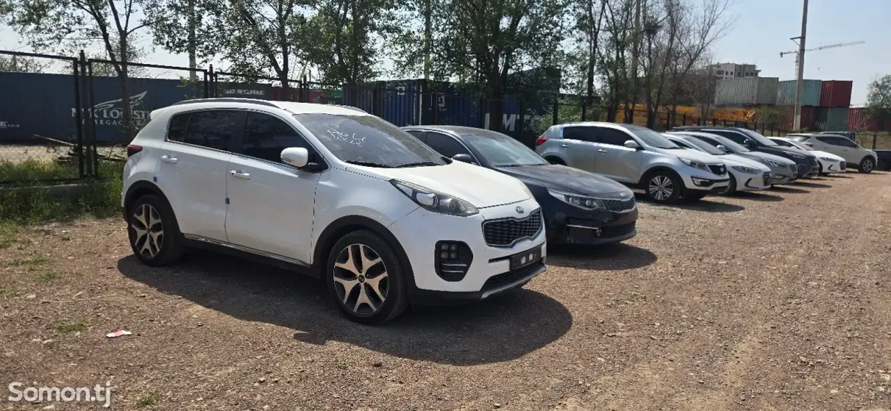 Kia Sportage 2016 · 2.0 AT