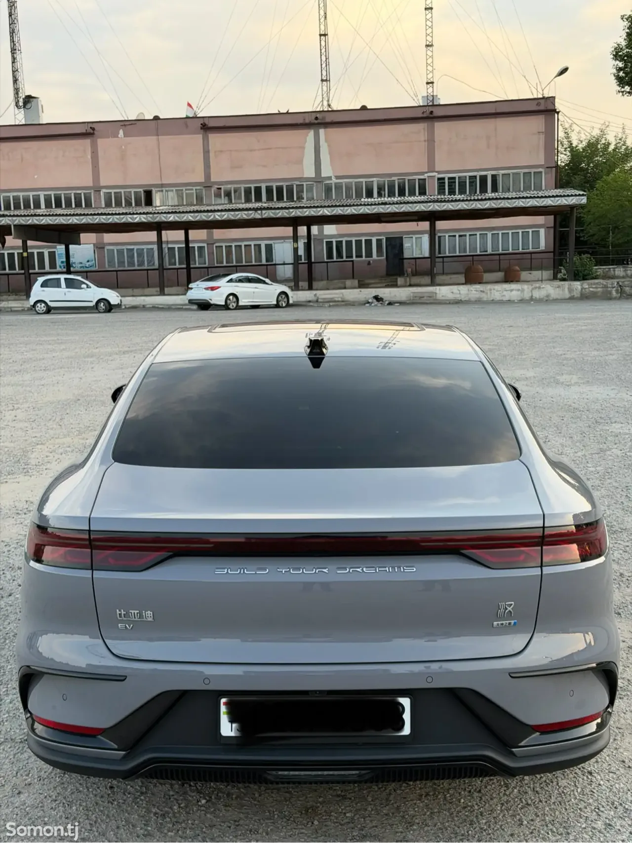 BYD Han EV 2025 · 3.5 AT