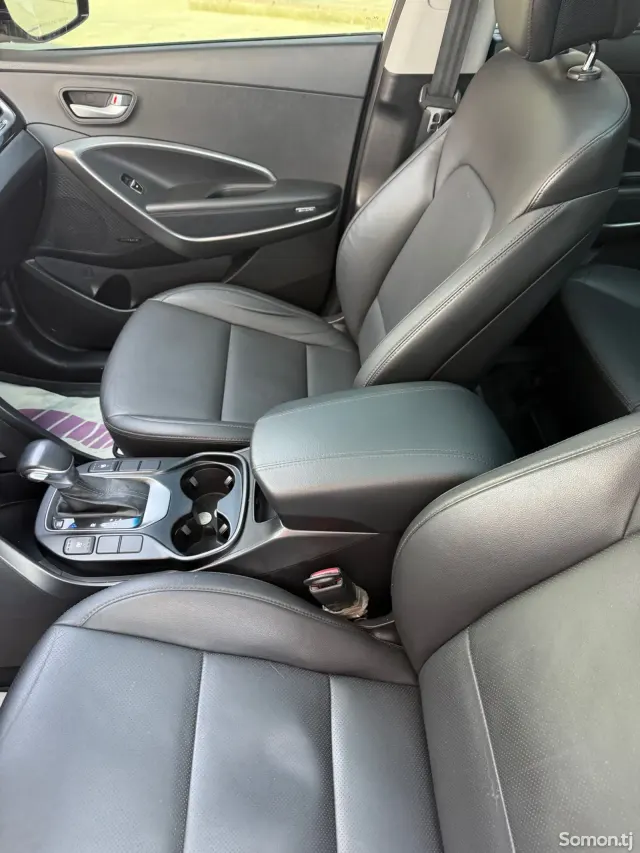 Hyundai Santa Fe 2015 · 2.0 AT