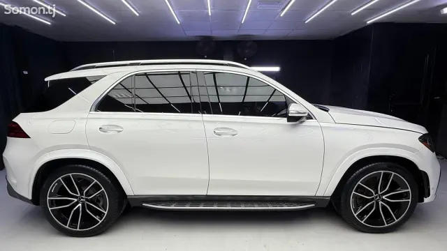 Mercedes-Benz GLE class 2024 · 3.5 AT