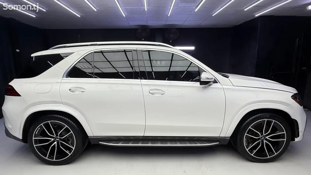 Mercedes-Benz GLE class 2024 · 3.5 AT