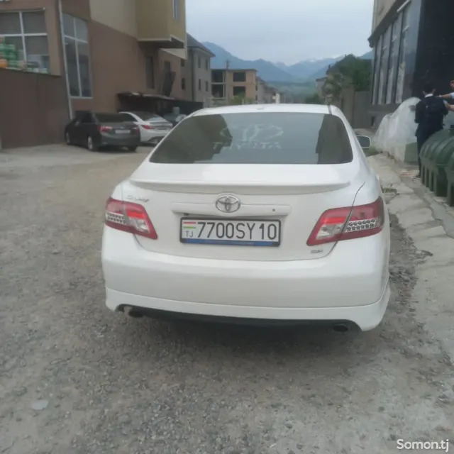 Toyota Camry 2011 · 2.5 AT