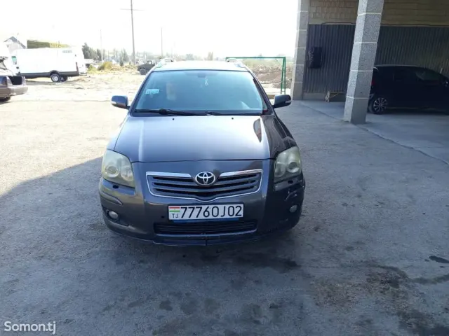 Toyota Avensis 2006 · 2.0 MT