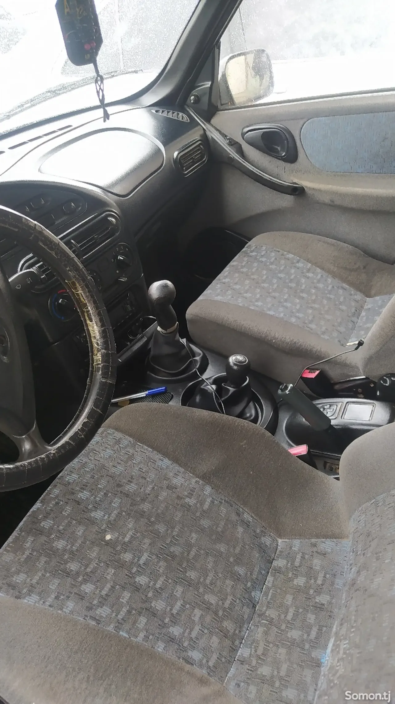 Chevrolet Niva 2005 · 1.8 MT