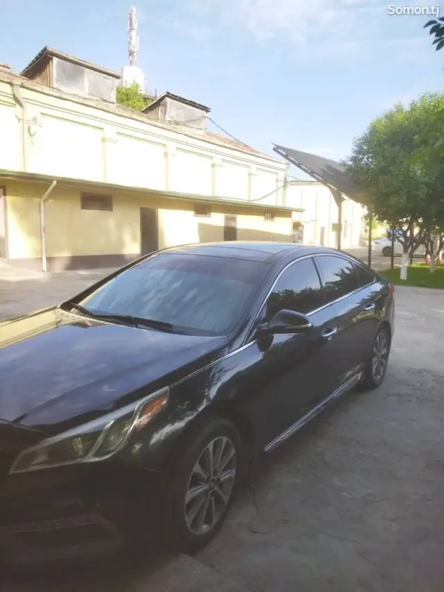 Hyundai Sonata 2016 · 2.0 AT