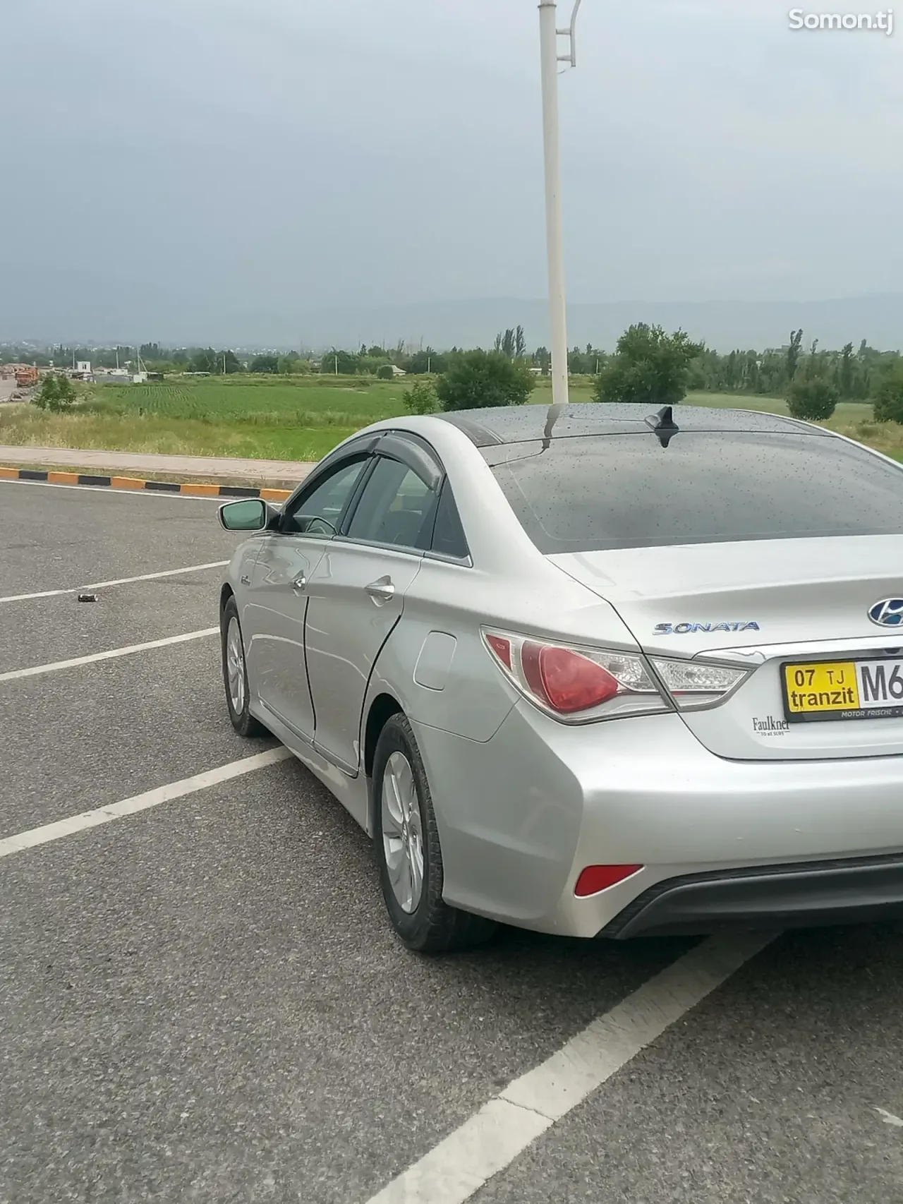 Hyundai Sonata 2012 · 2.0 AT