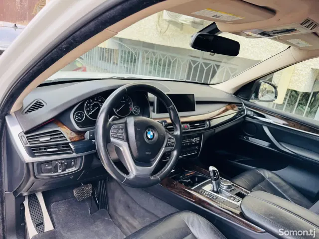 BMW X5 2014 · 3.5 AT