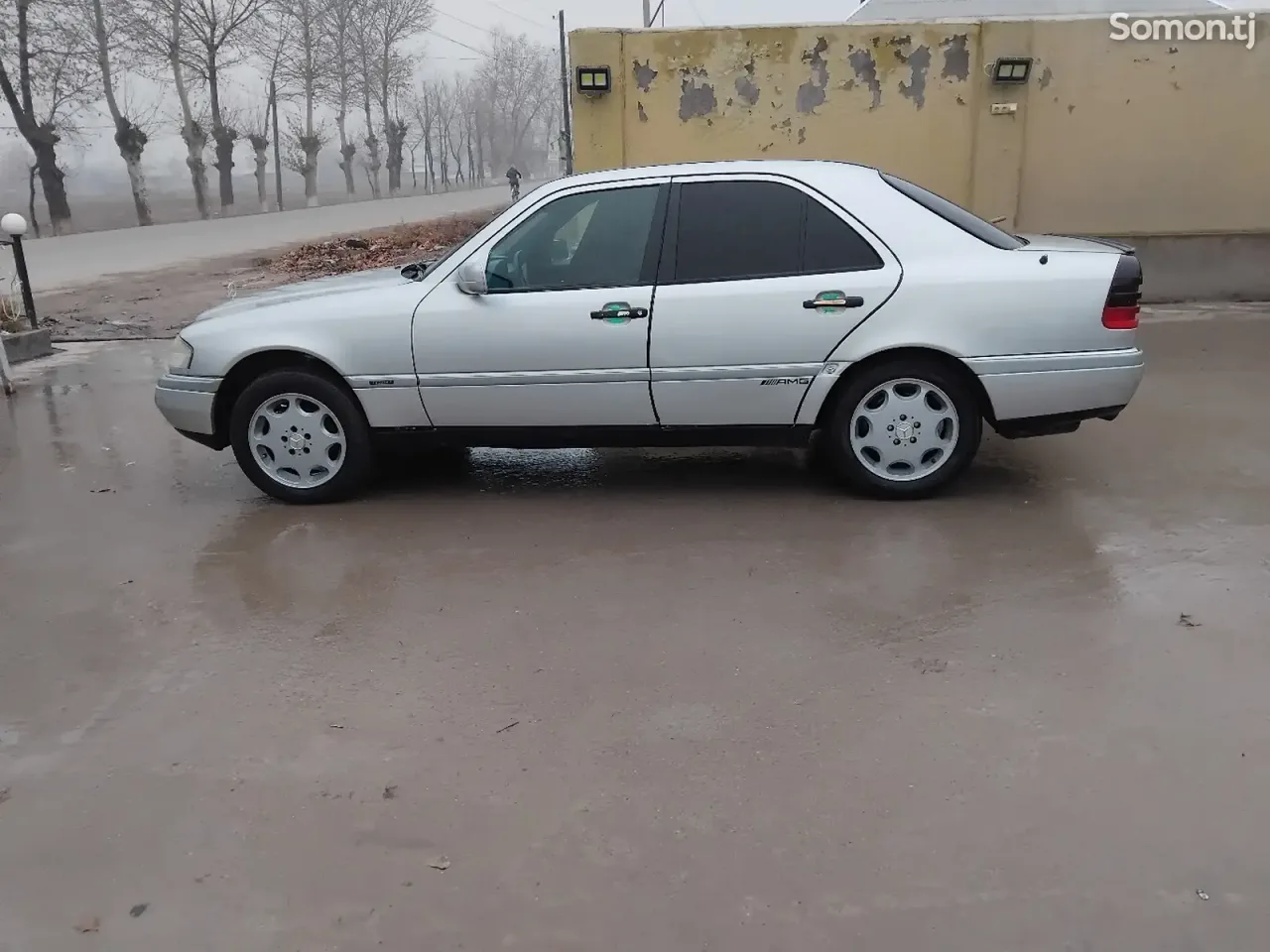 Mercedes-Benz C class 1995 · 2.0 MT