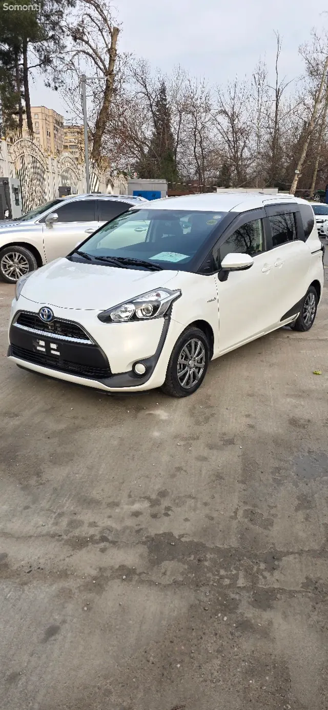 Toyota Sienta 2016 · 1.5 CVT