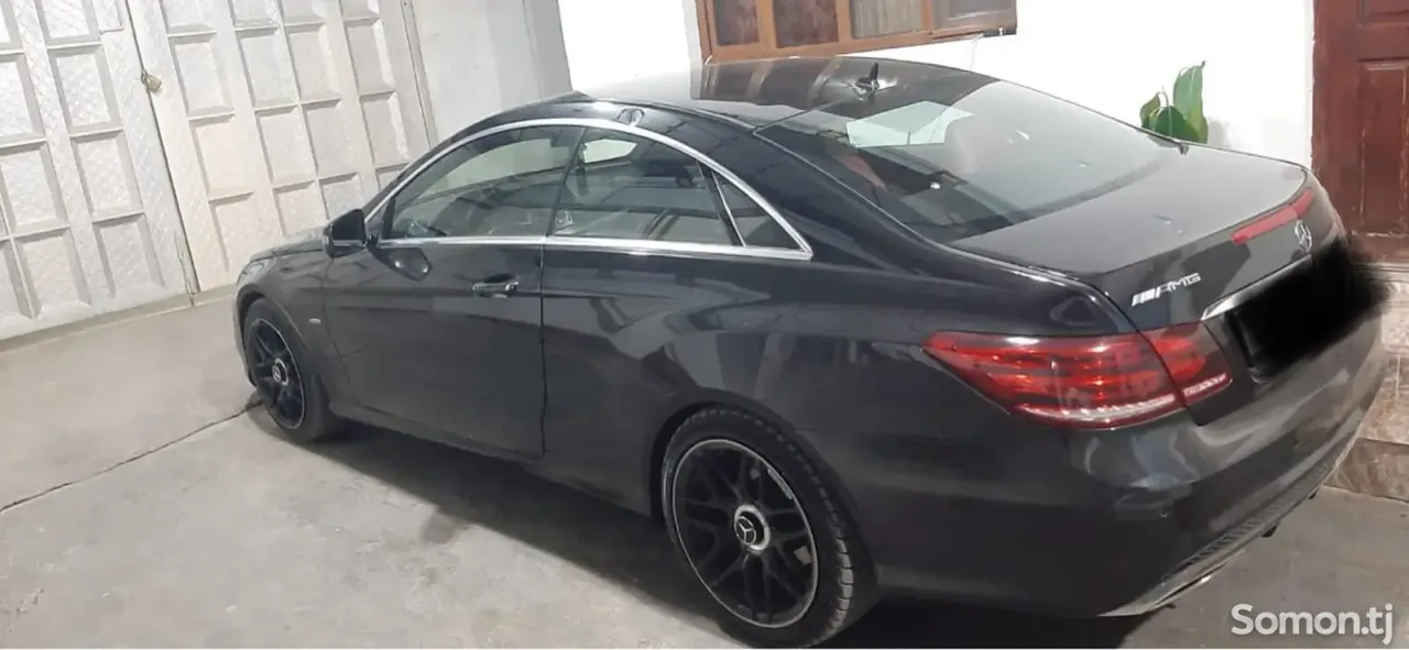Mercedes-Benz E class 2014 · 3.0 AT