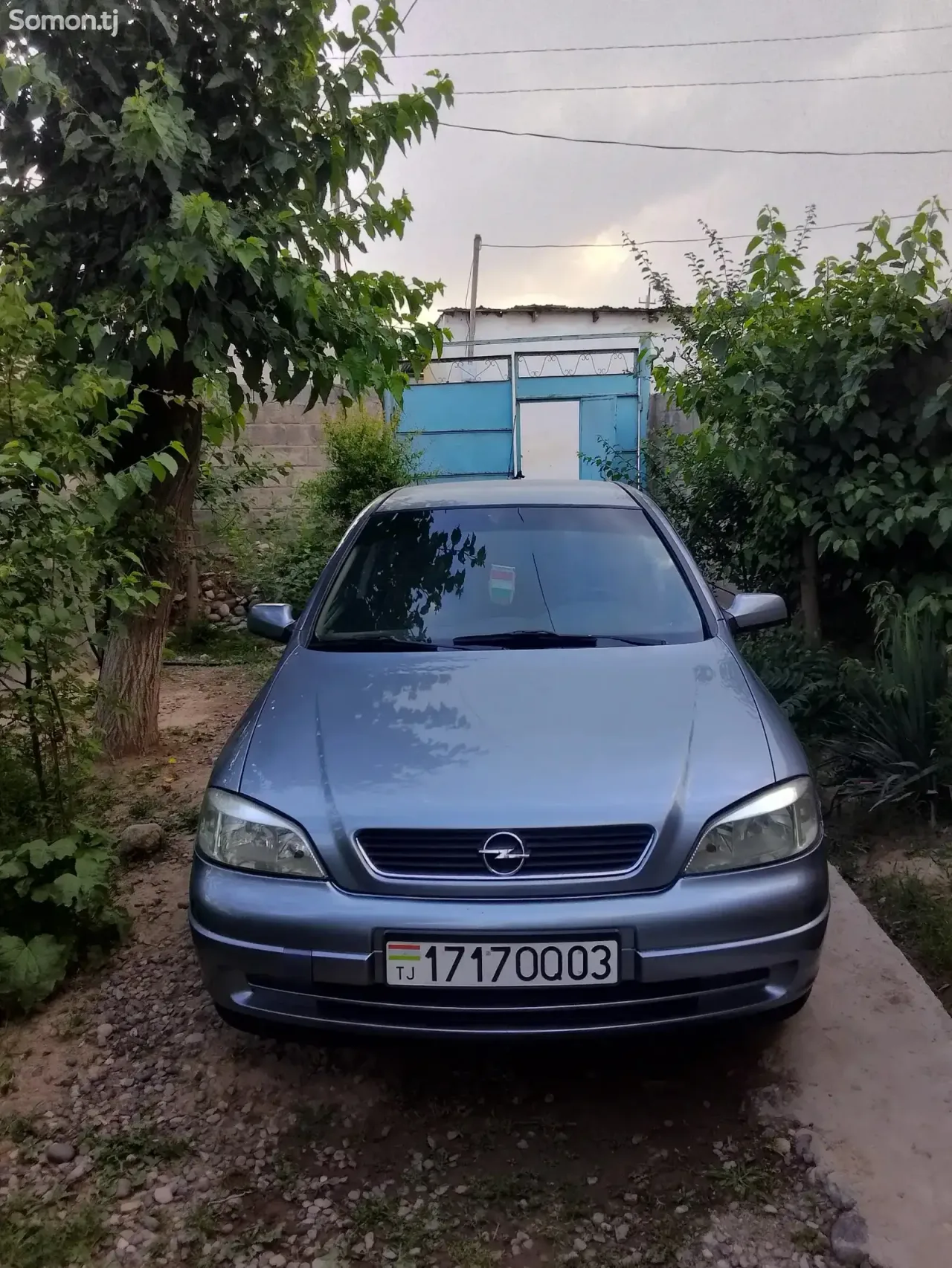 Opel Astra G 1999 · 1.6 MT