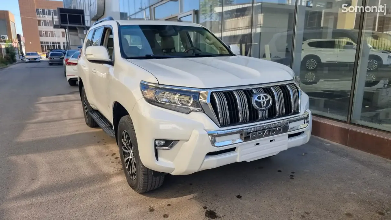 Toyota Land Cruiser Prado 2015 · 4.0 AT