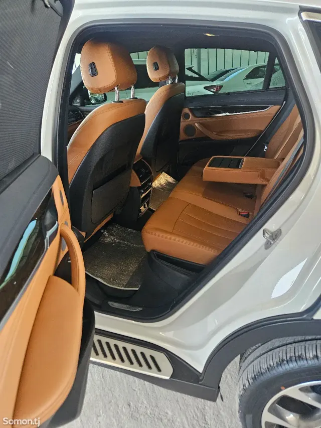 BMW X6 2018 · 3.0 AT