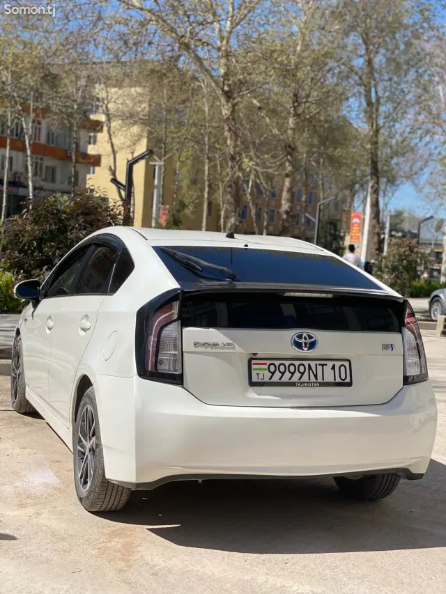Toyota Prius 2010 · 1.8 AMT