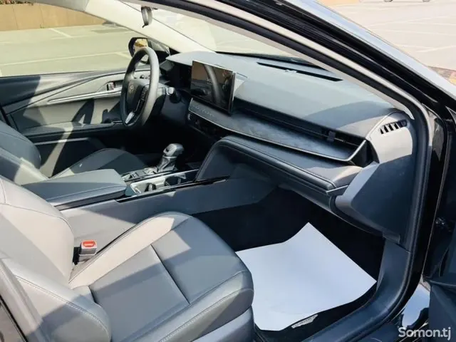 Toyota Camry 2026 · 2.0 AT