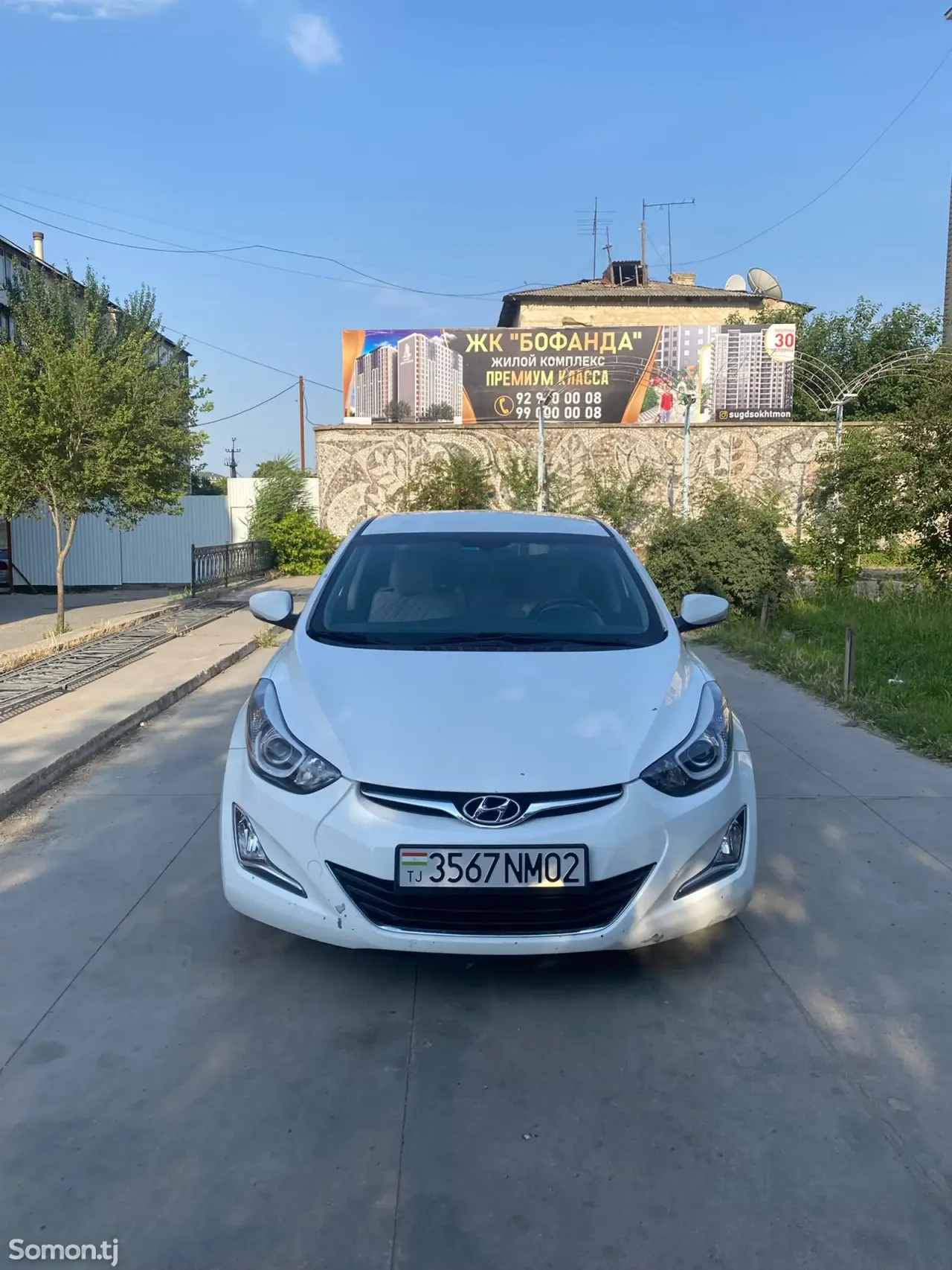 Hyundai Avante 2015 · 1.6 AT