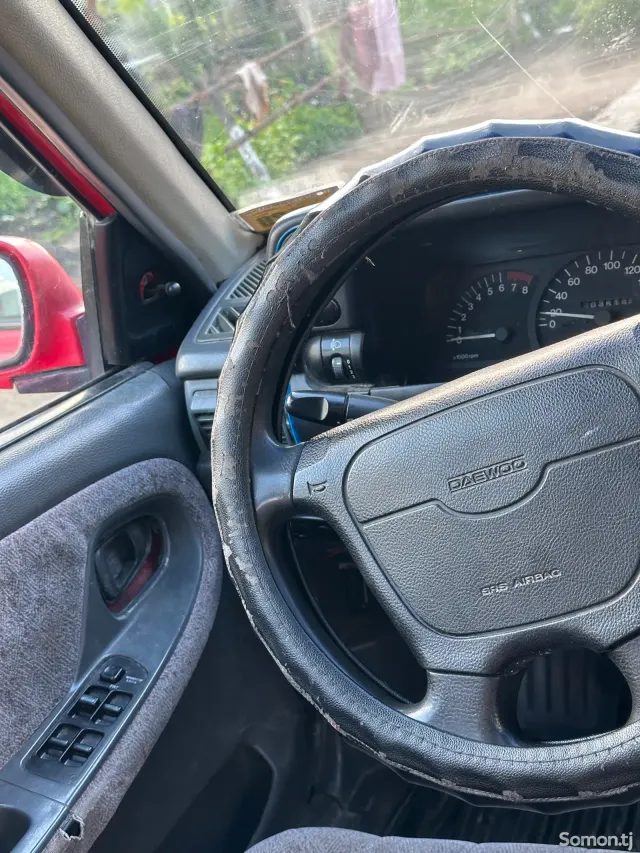 Daewoo Nexia 1995 · AT