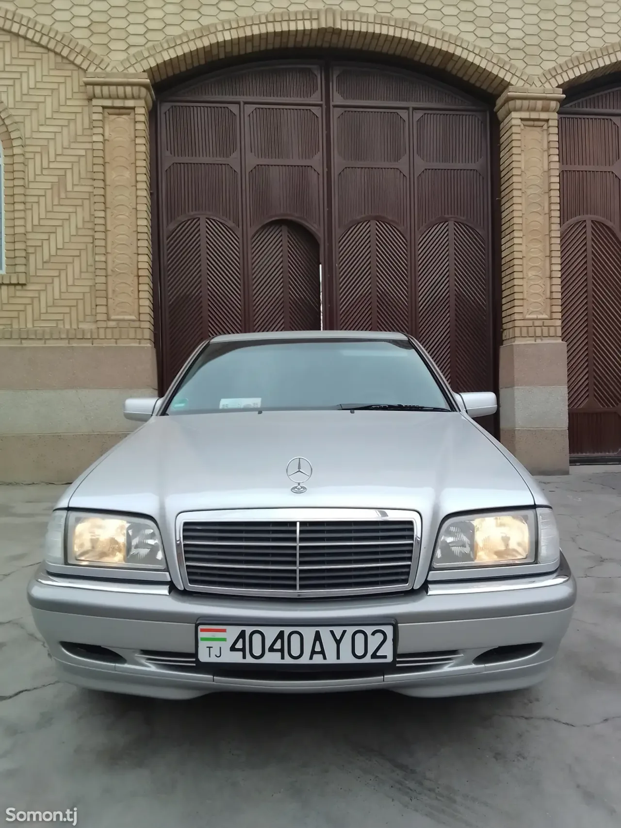 Mercedes-Benz C class 1999 · 2.4 AT