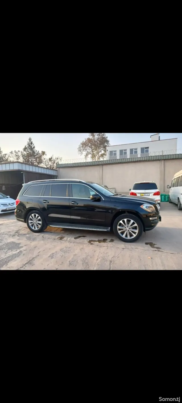 Mercedes-Benz GL class 2014 · 4.5 AT