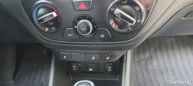 Hyundai Accent 2019 · 1.6 AT