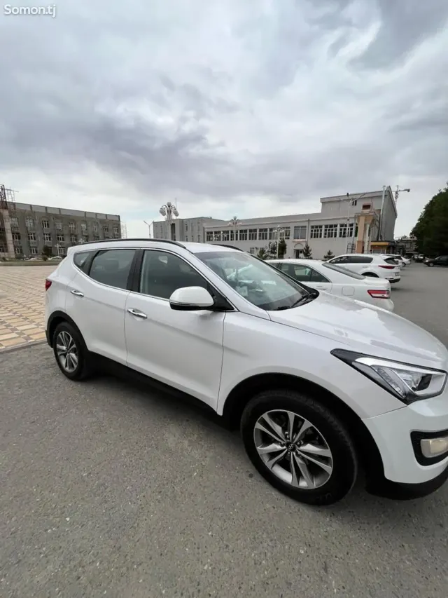 Hyundai Santa Fe 2014 · 2.0 AT