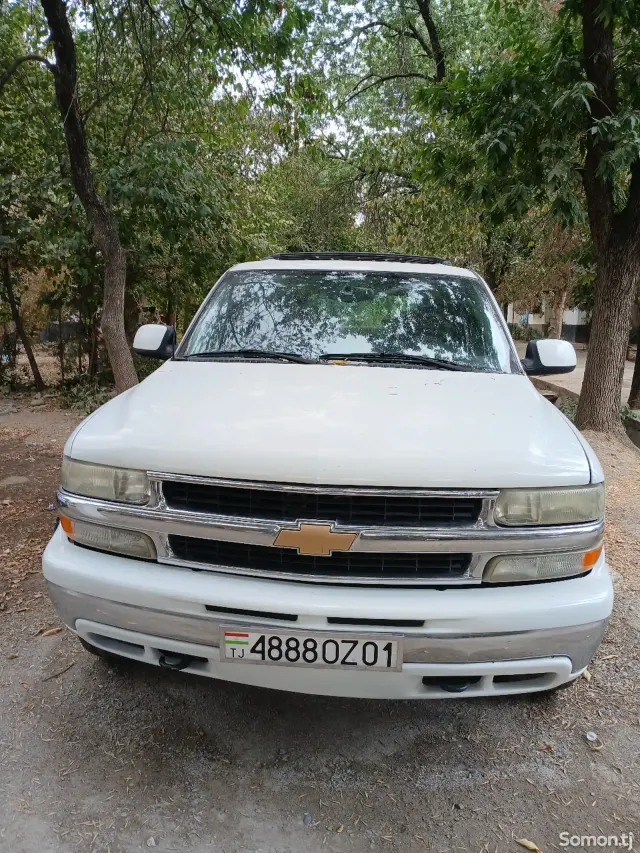 Chevrolet Tahoe 2004 · 5.3 AT