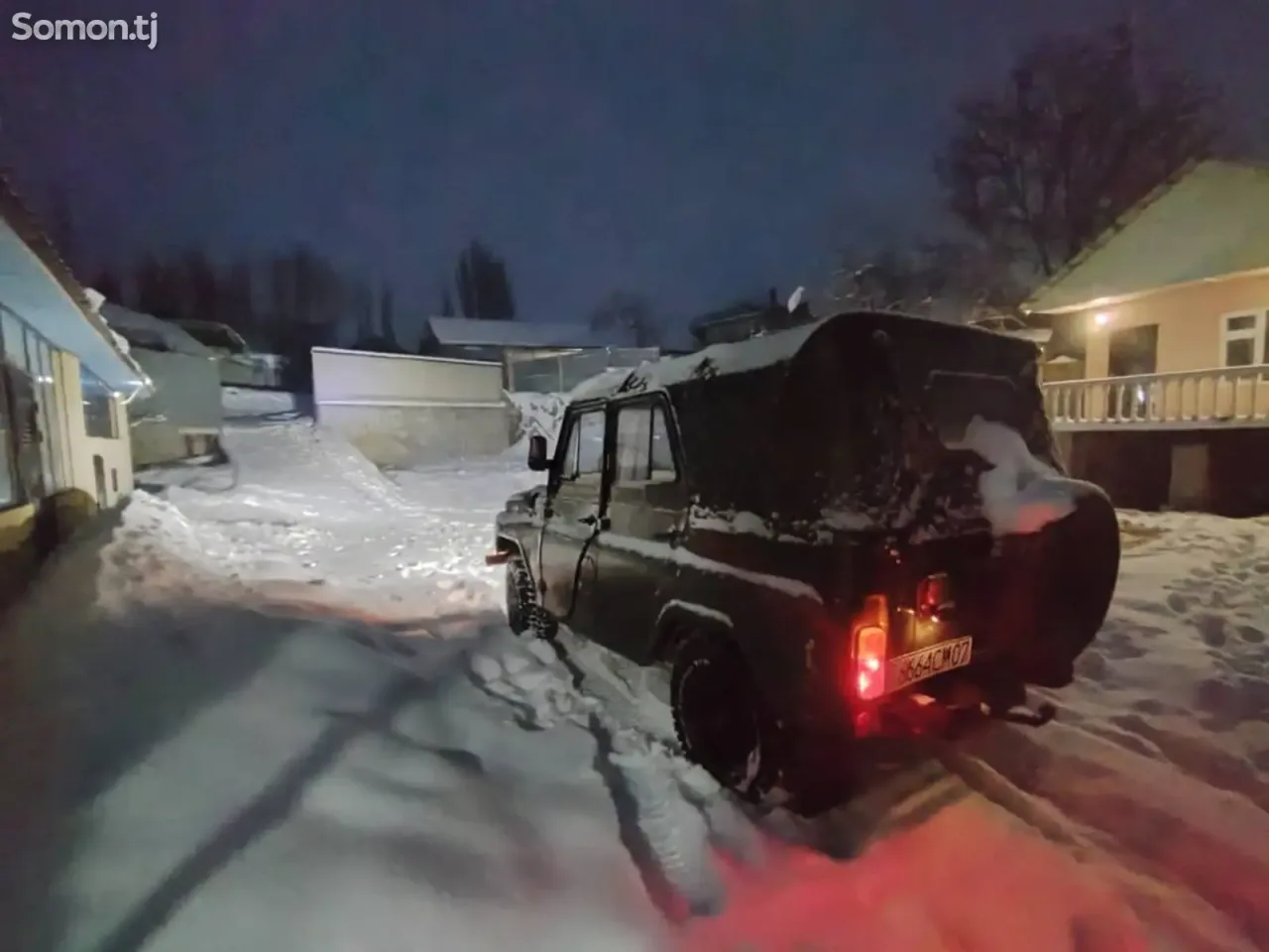 УАЗ 469Б 1990 · 2.4 MT