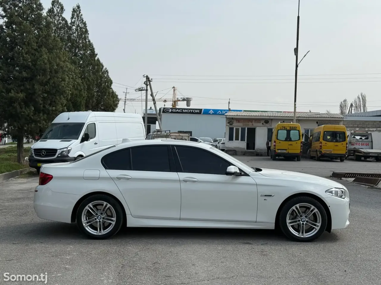 BMW 5 series 2016 · 2.0 AT