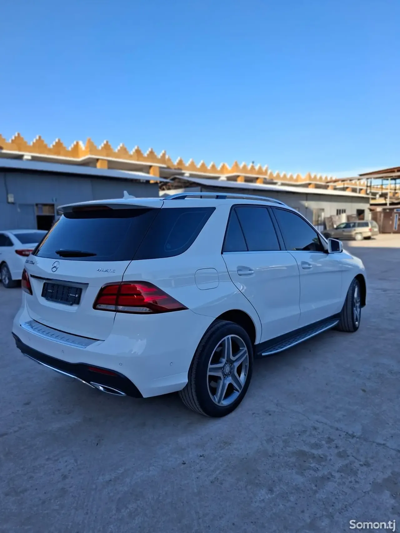 Mercedes-Benz GLE class 2017 · 4.5 AT