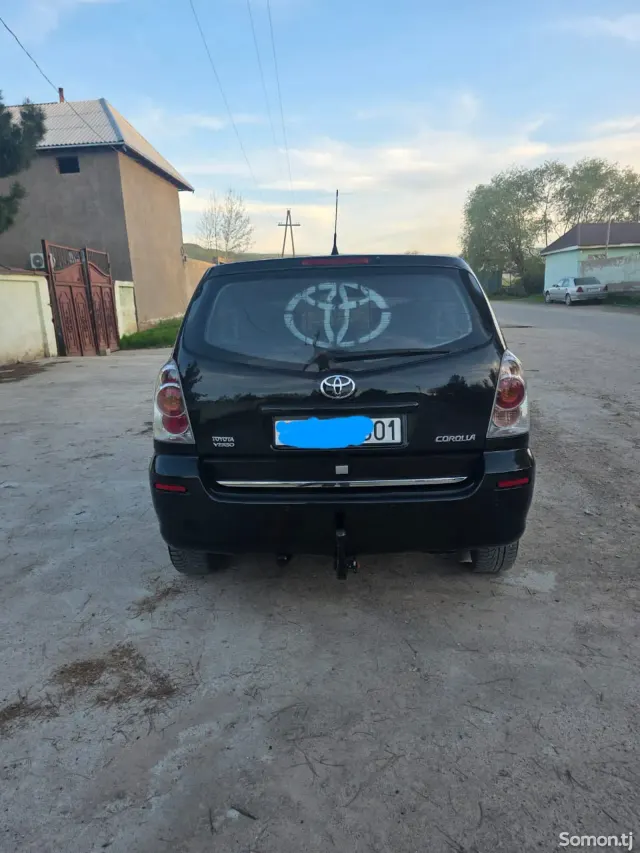 Toyota Verso 2006 · 1.8 MT