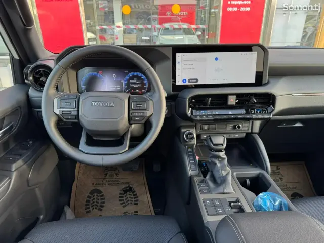 Toyota Land Cruiser Prado 2025 · 2.4 AT