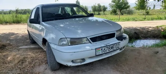 Daewoo Nexia 1996 · 1.5 MT