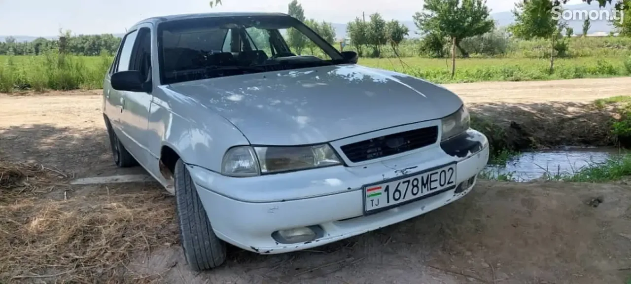 Daewoo Nexia 1996 · 1.5 MT
