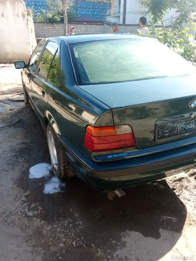 BMW 3 series 1994 · 1.8 MT