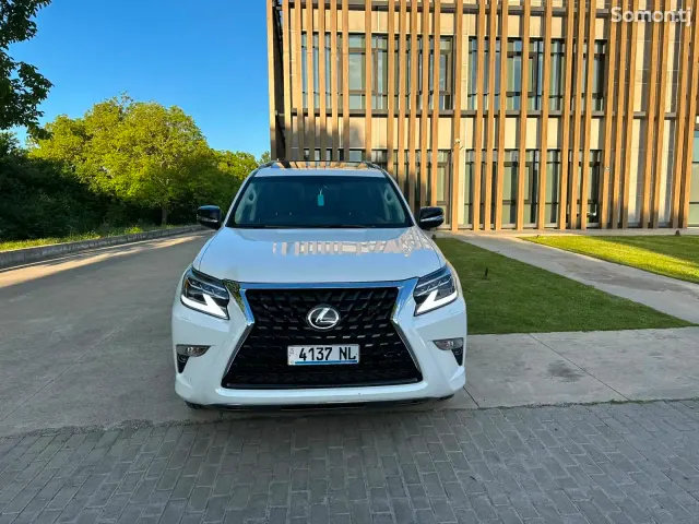 Lexus GX series 2015 · 4.6 AT