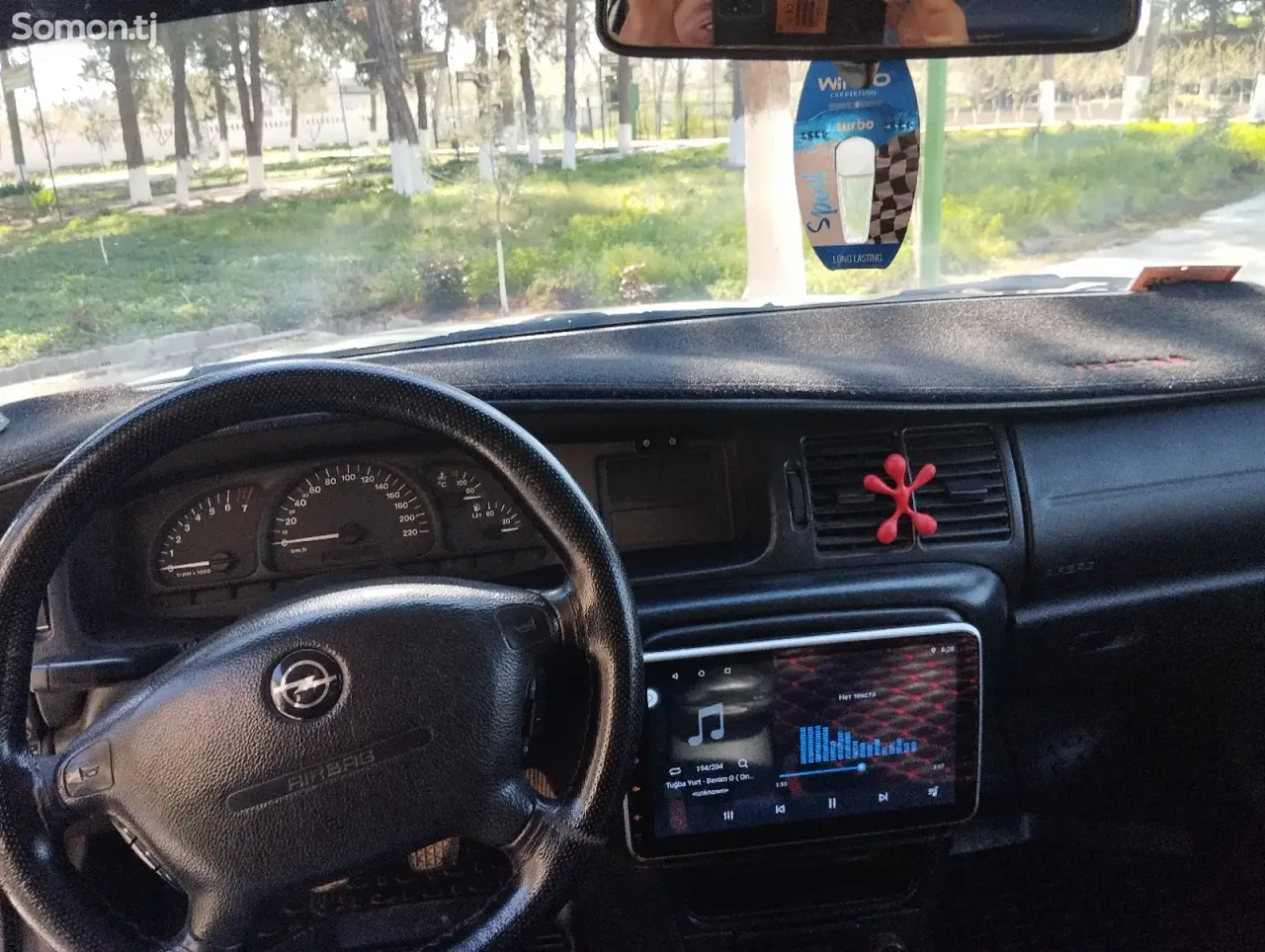 Opel Vectra B 2000 · 1.6 MT