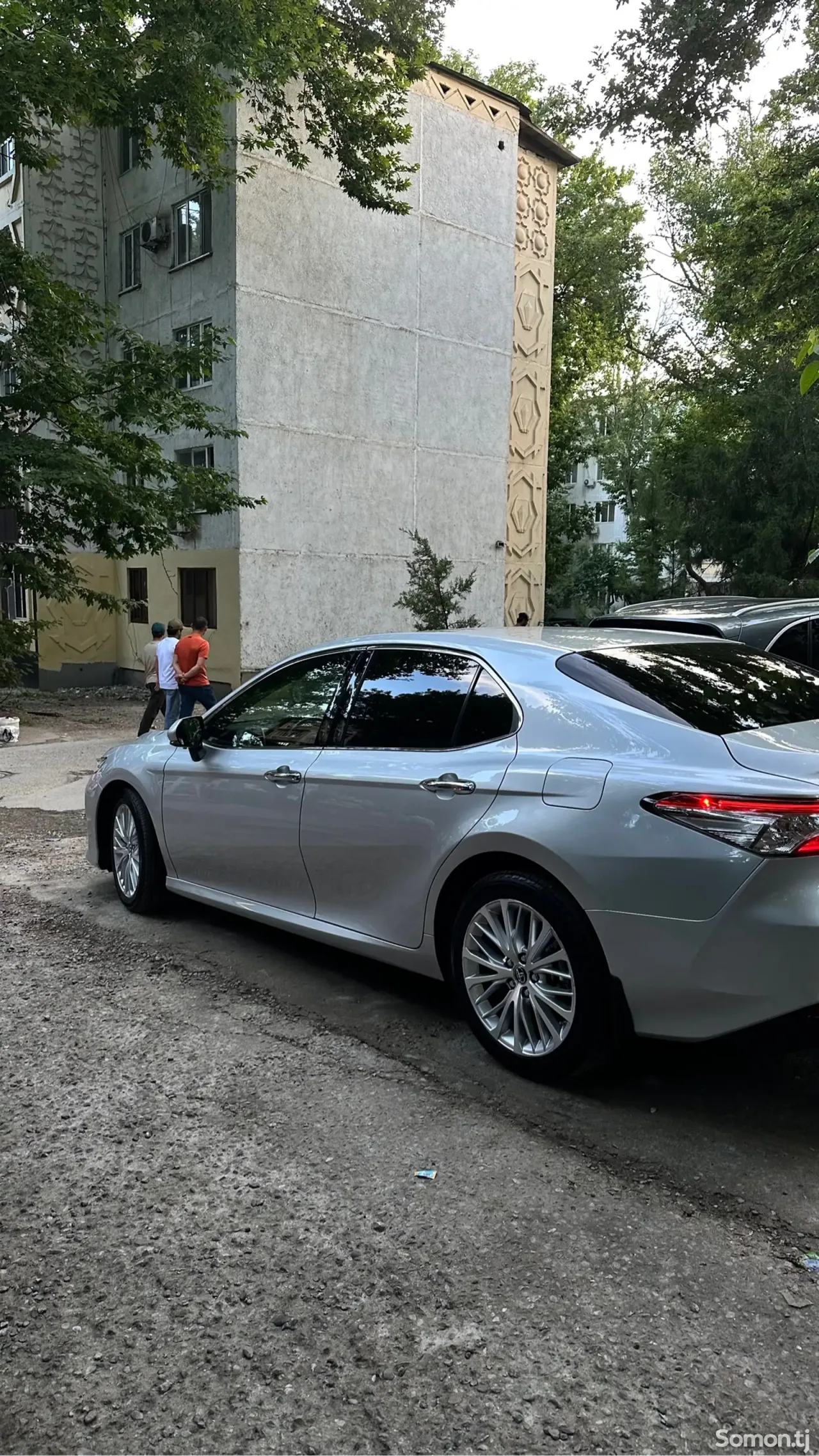 Toyota Camry 2017 · 2.5 AT