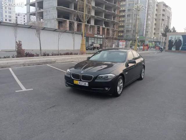 BMW 5 series 2013 · 2.5 AT