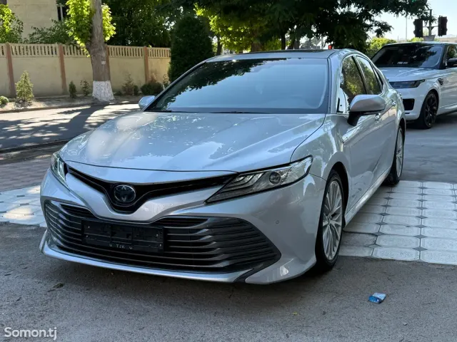Toyota Camry 2018 · 2.5 AT